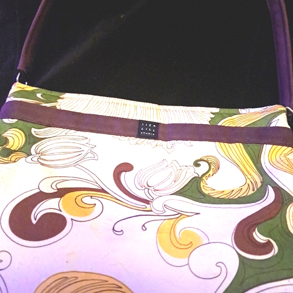 1154 LiLi Handbag - Picture 4 of 7
